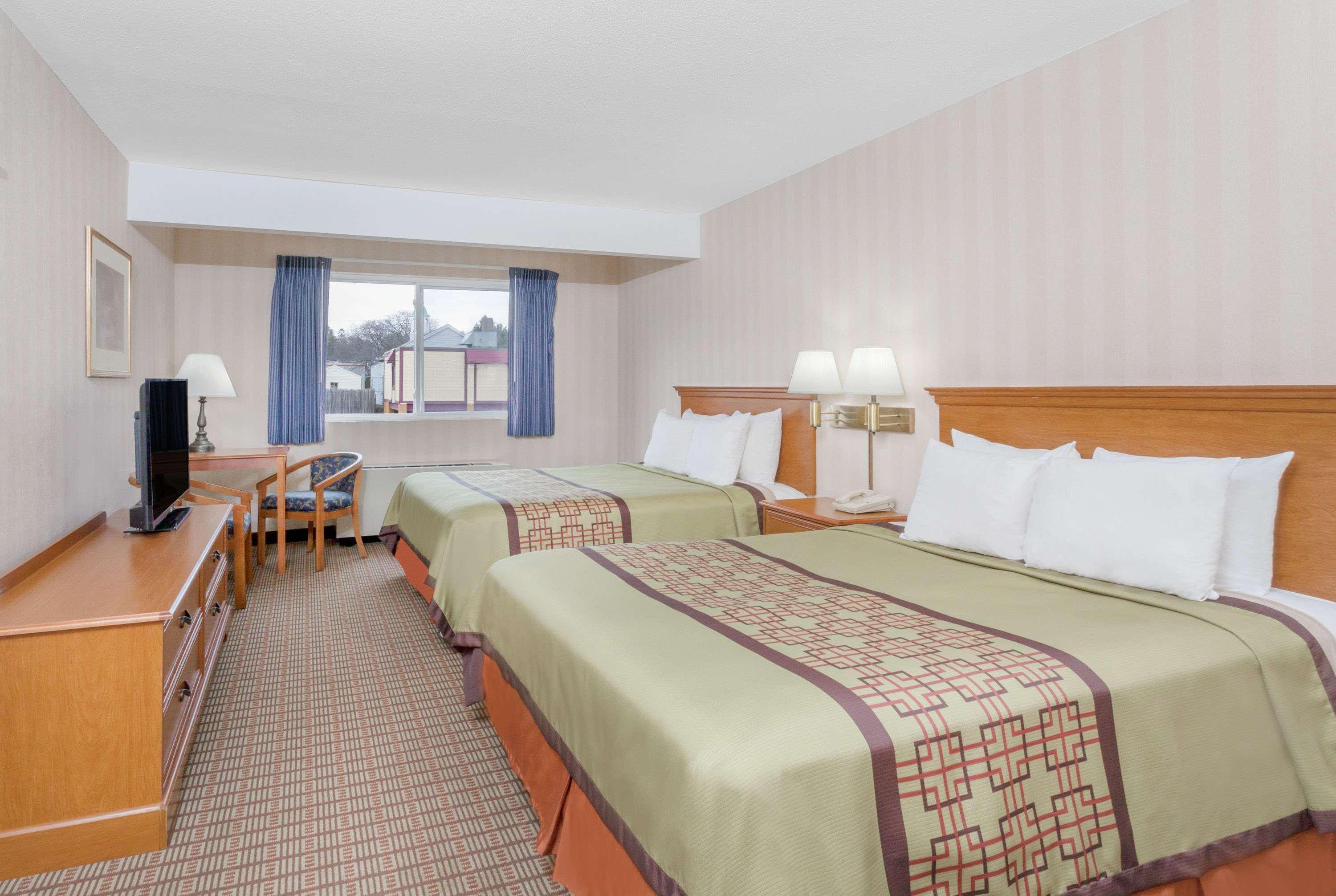 Days Inn By Wyndham Albany Suny Экстерьер фото